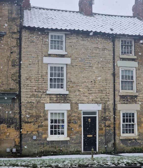 Black Cat Cottage - Central Pickering Grade 2 Listed Cottage Exteriör bild